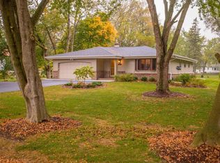 4814 W Willow Rd, Mequon, WI 53092