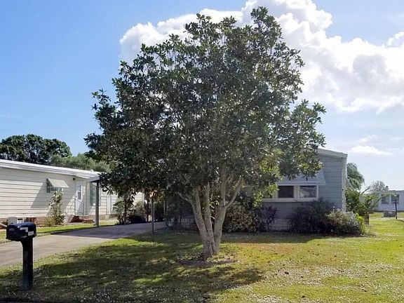 2nd image of 1462 Gardenia Dr