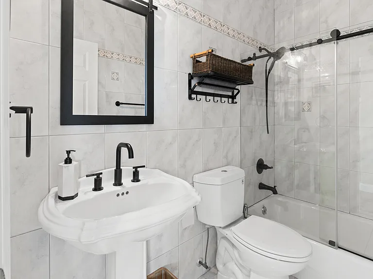 863 Dune Rd — Photo 51