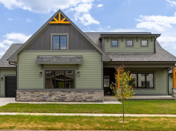 411 SW 16th St, Ankeny, IA 50023