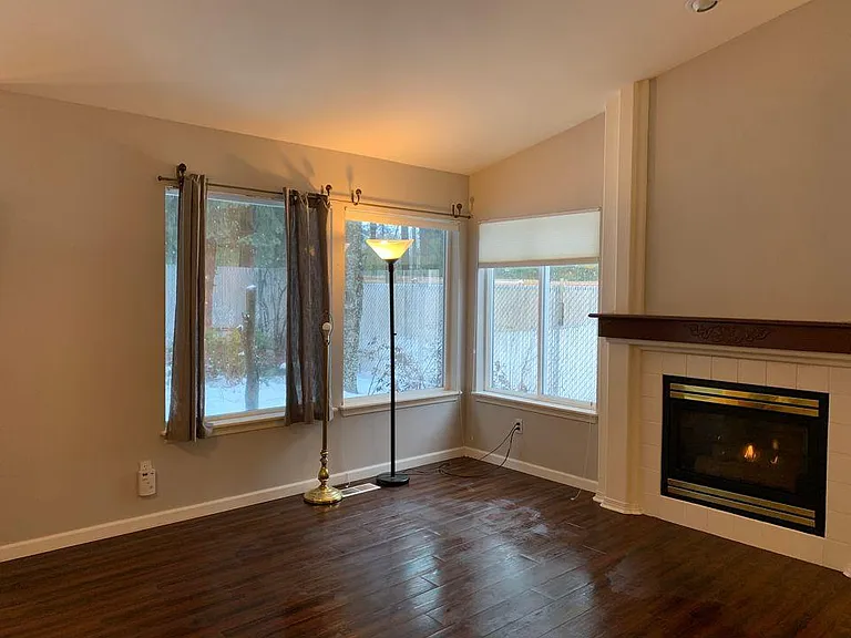 3637 N Whisper Dr — Photo 3