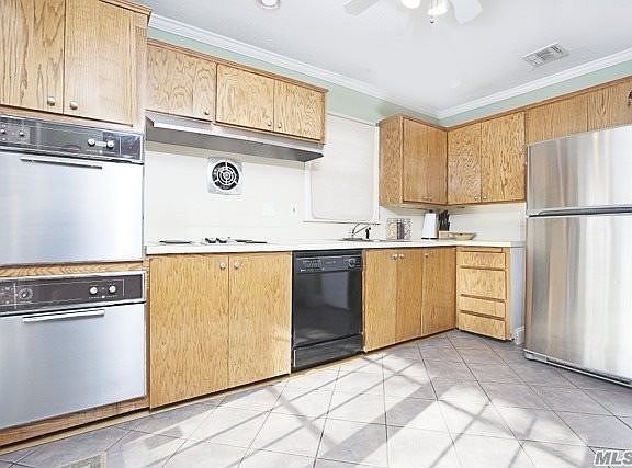 3rd image of 78 Harriet Ln