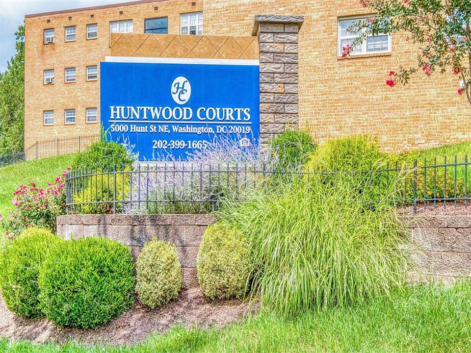 2nd image of 5000 Hunt St NE #5018-33