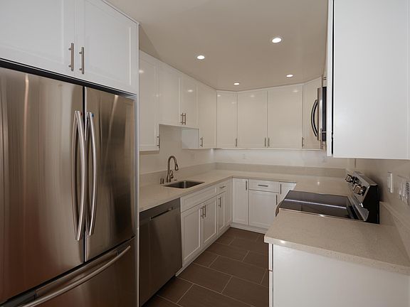 3rd image of 1518 12th St APT 5