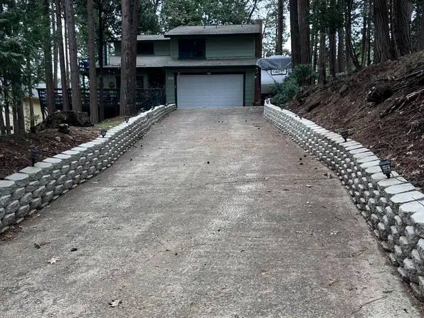 4004 Pearl Rd, Pollock Pines, CA 95726