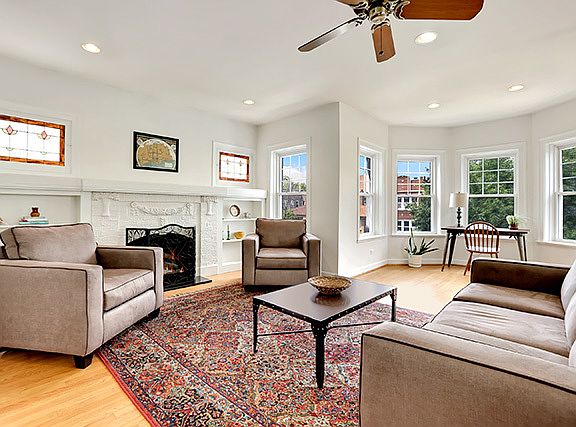 2nd image of 2741 W Winnemac Ave #4