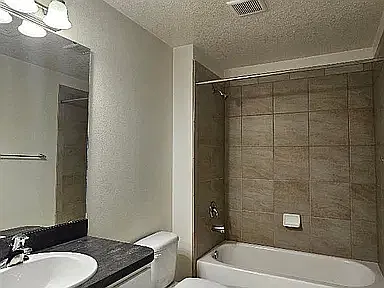 1 bed, 560 sqft, $1,250 — Photo 4