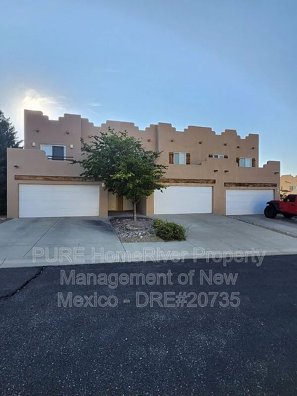 3 bed, 2.0 bath, 1500 sqft, $1,950 — Photo 1