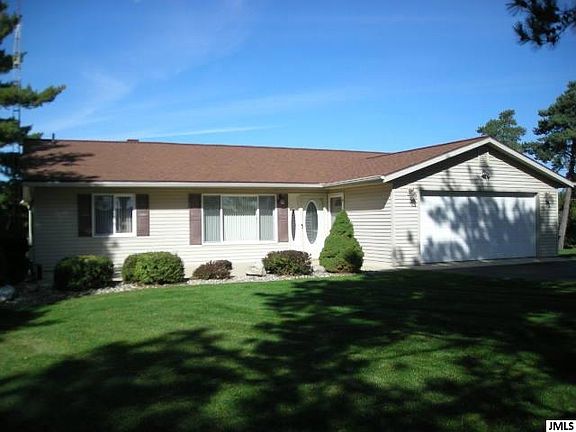 2nd image of 144 Steves Scenic Dr