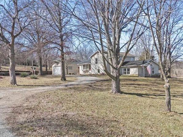 29870 Lookout Rd, Paola, KS 66071