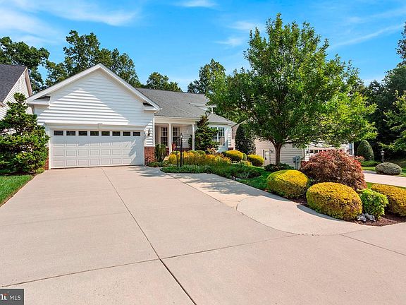 3rd image of 6242 Rosney Ct
