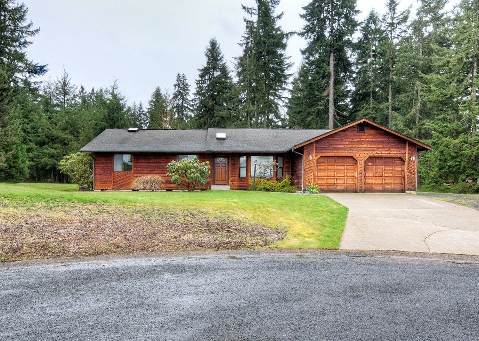 1st image of 3927 Golden Eagle Ct SE