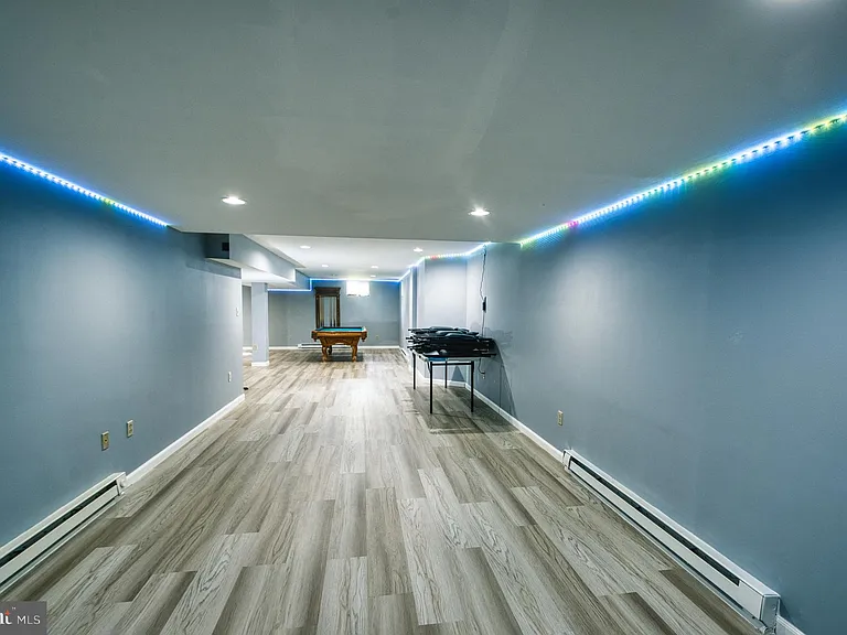 139 Mallard Dr W — Photo 23