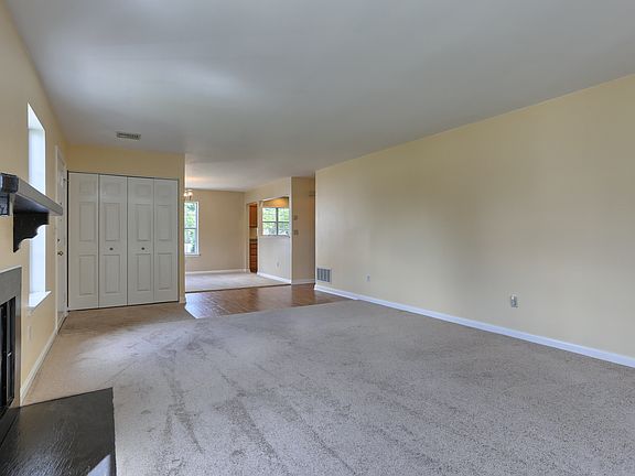 Living rm to Dining rm