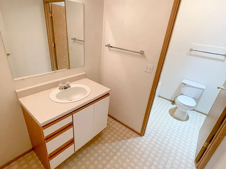 5410 N Hills Dr — Photo 15