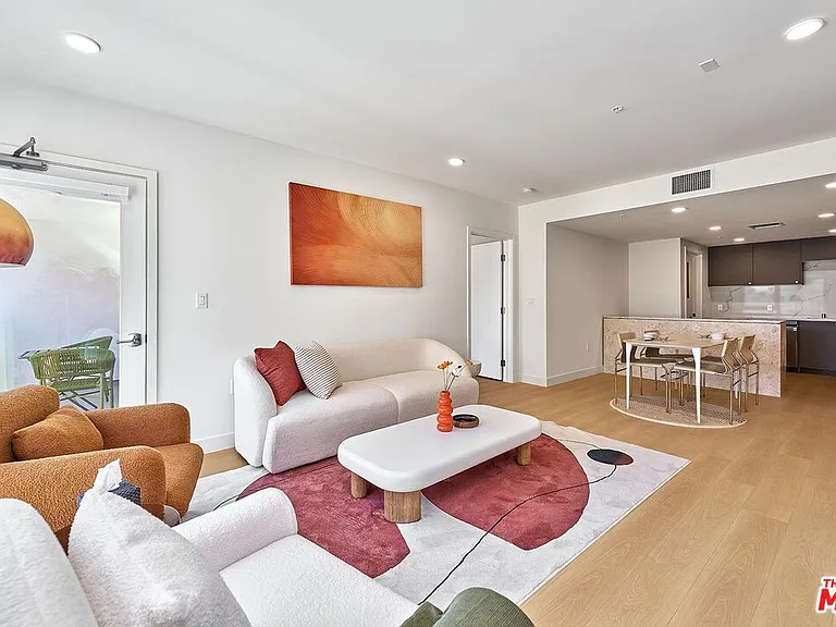 510 S Oxford Ave #310 — Photo 33