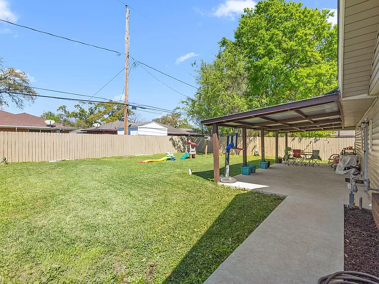 1211 Trimm Ave — Photo 22