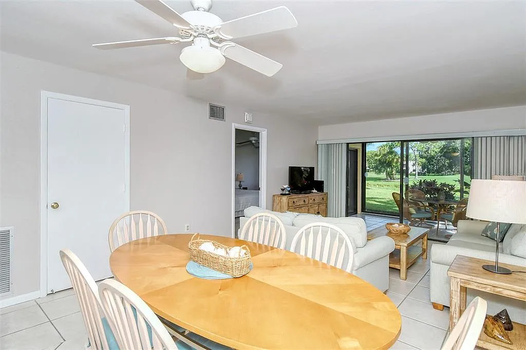 2 bed, 2.0 bath, 1145 sqft, $1,795 — Photo 4