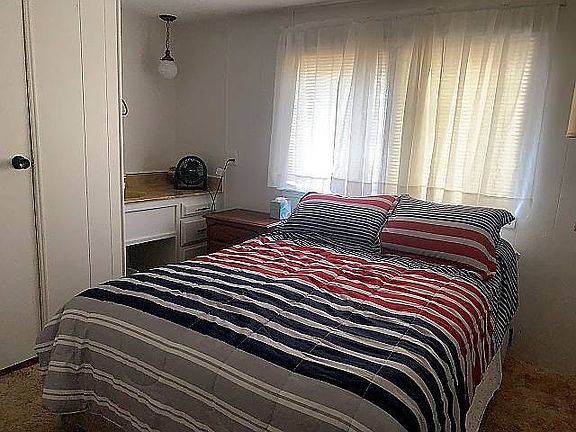4th image of 225 Prince Dr