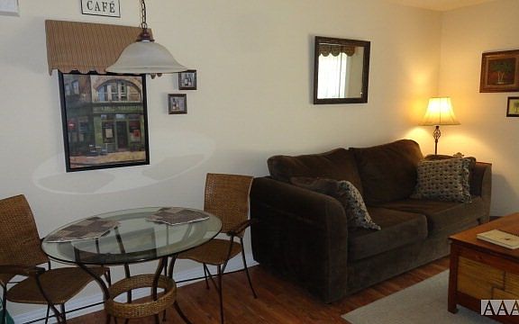4th image of 422 Albemarle Blvd #C-14