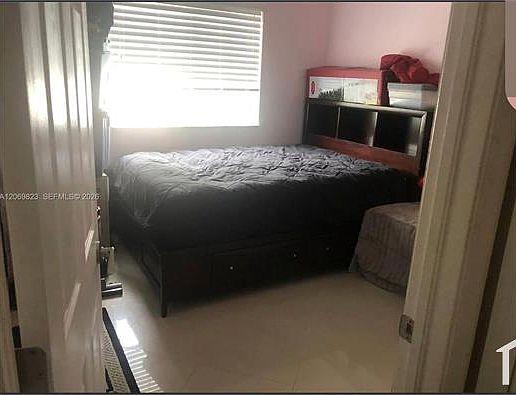 2nd image of 120 SW 8th Ave #2