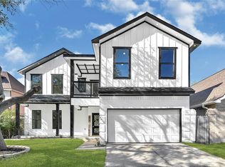 9026 Lawncliff Ln, Houston, TX 77040