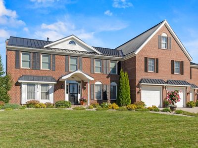 2902 Oak Borough Run, Fort Wayne, IN, 46804