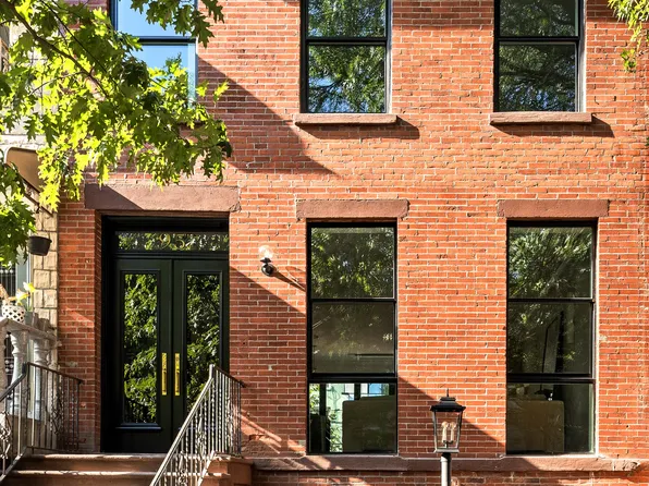 95 Monroe Street image 18 of 20