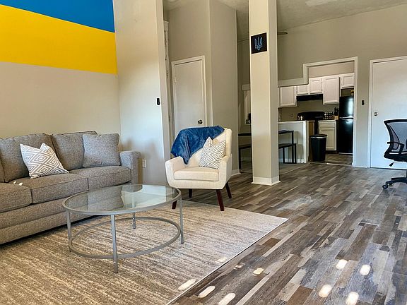4th image of 3154 E 49th St #2D