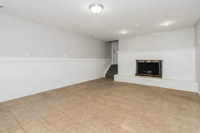 2961 Spruceway Dr — Photo 8