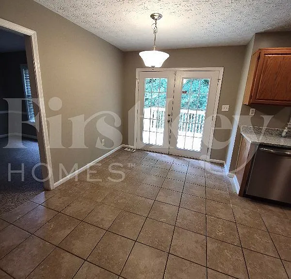 2518 Lorne Ct SW — Photo 5