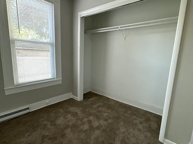 207 N State St #1 — Photo 3