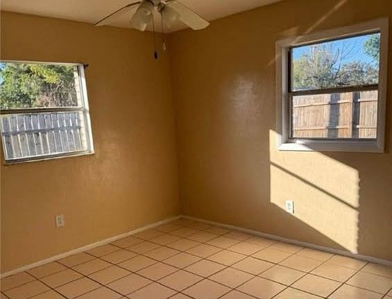 5th image of 273 Hubbard Ave #208