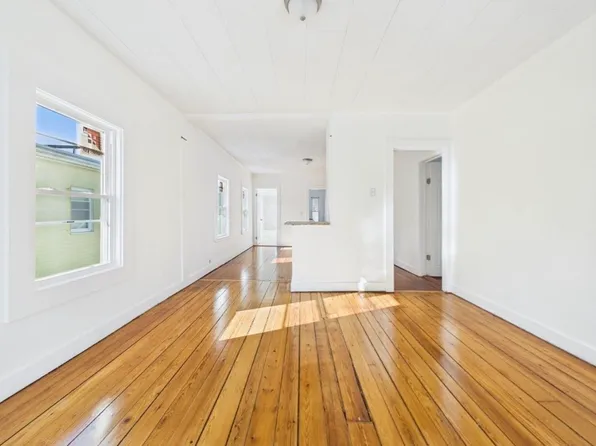 27 Nelson St, New Bedford, MA