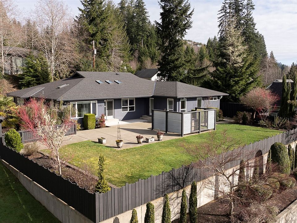 1st image of 112 W McBryde Avenue