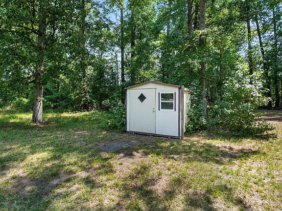 3rd image of 1035 Elbow Cir