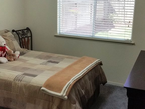 2nd image of 3236 N Cajun Way