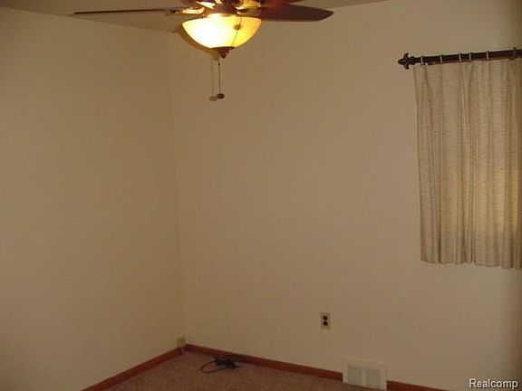 5th image of 2260 17th St