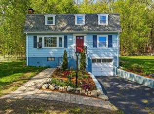6 Brookside Ave, Lexington, MA 02421