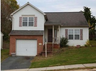 140 Mason Dr, Ephrata, PA 17522