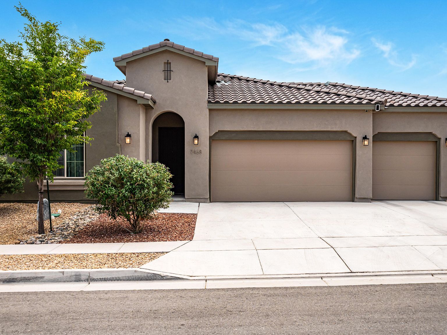 7468 Weminuche Rd NW, Albuquerque, NM 87114 | Zillow