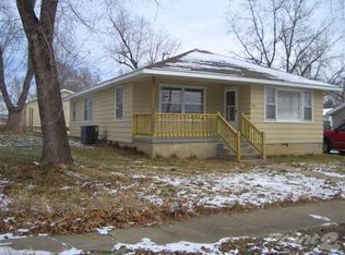 407 E Main St, Humansville, MO 65674