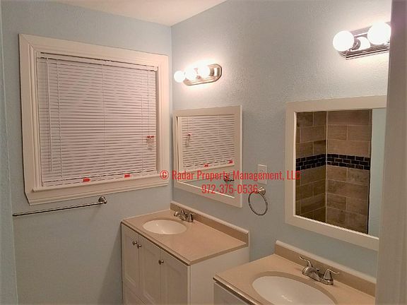 5th image of 1221 Venus St