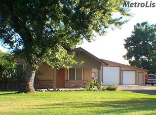 11669 E Sun Rd, Stockton, CA 95215