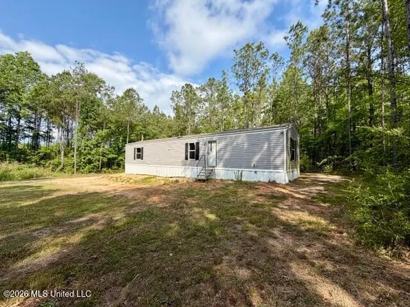 2177 Purvis Baxterville Rd, Lumberton, MS 39455
