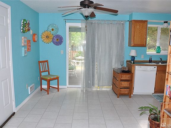 3rd image of 22306 Birch Pl