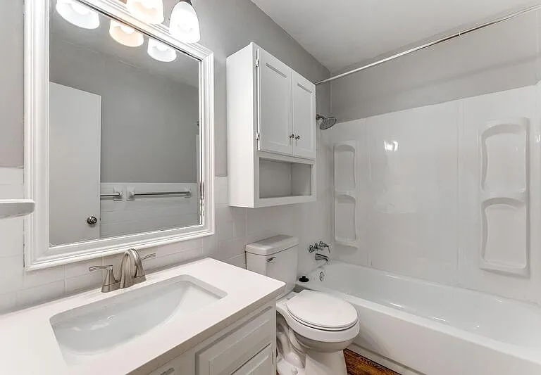 742 N 6th St — Photo 13