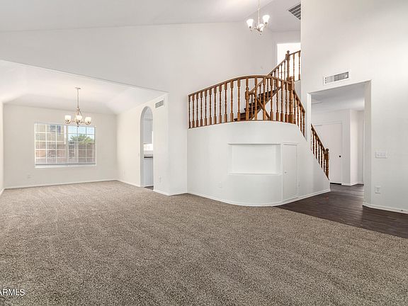 3rd image of 7313 E JASMINE Street