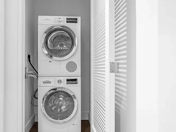 10 Nevins Street image 5 of 13