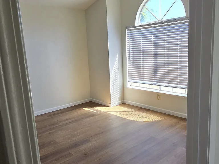 5987 Arabian Pl — Photo 4